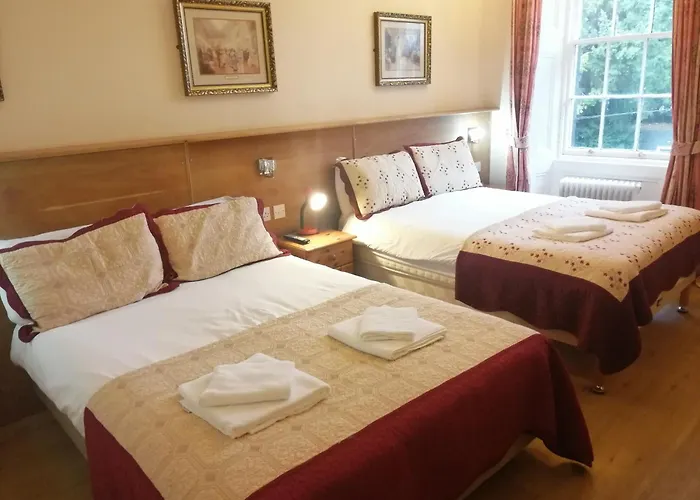Cumberland Hotel